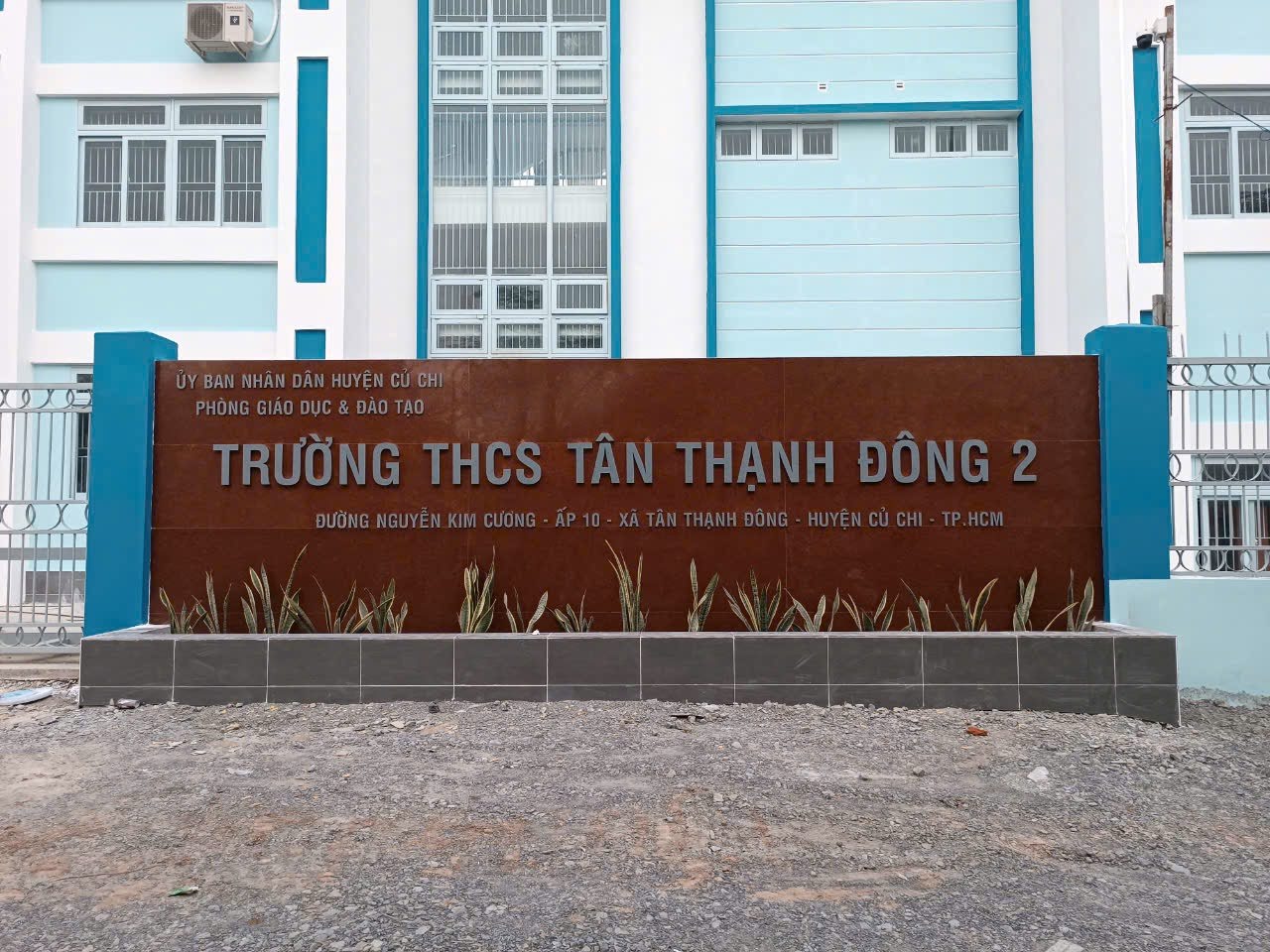 Thi công bảng hiệu