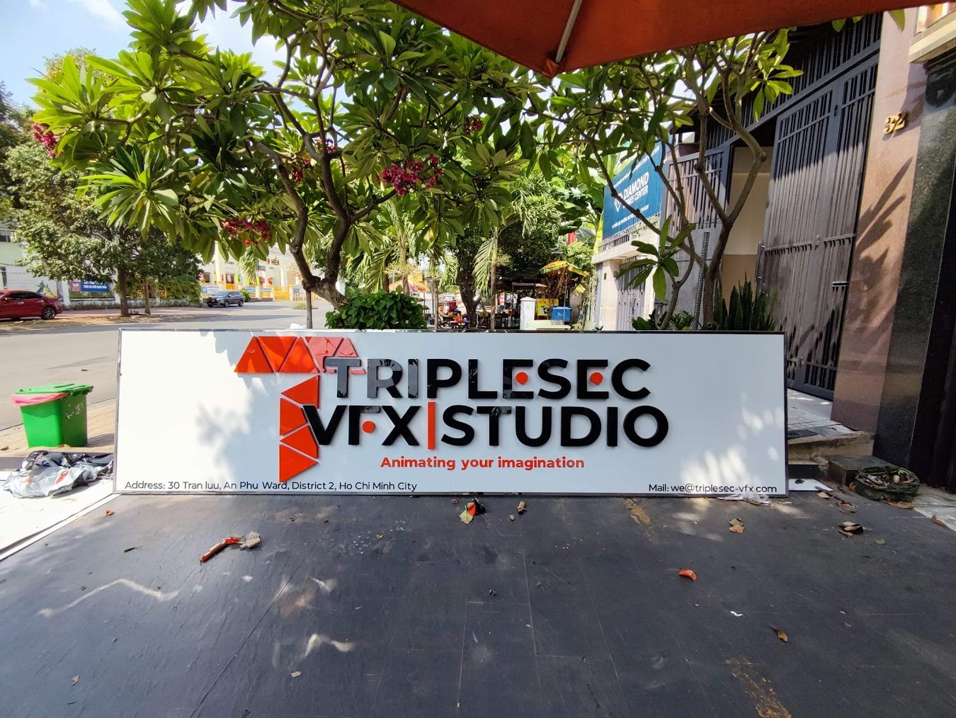 Thi công bảng hiệu